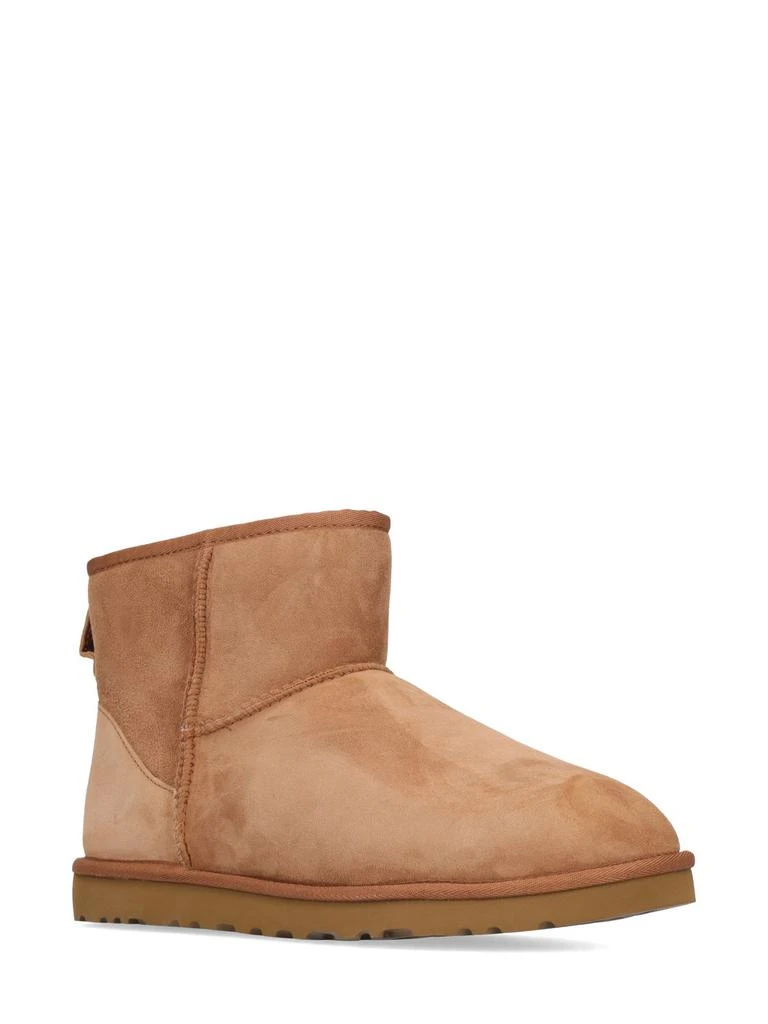 商品UGG|10mm Classic Mini Shearling Boots,价格¥1416,第2张图片详细描述