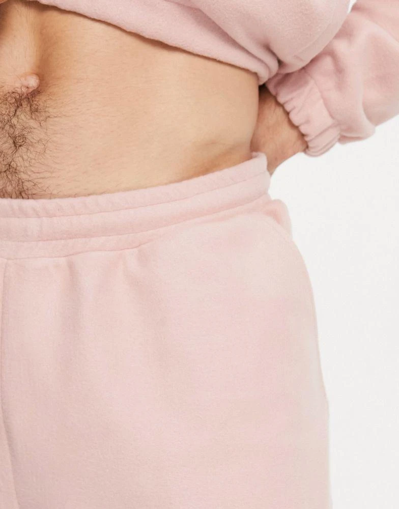 商品ASOS|ASOS DESIGN co-ord oversized joggers in pink fleece,价格¥135,第2张图片详细描述