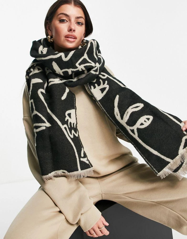 商品ASOS|ASOS DESIGN abstract face jacquard woven scarf in stone and black,价格¥186,第4张图片详细描述