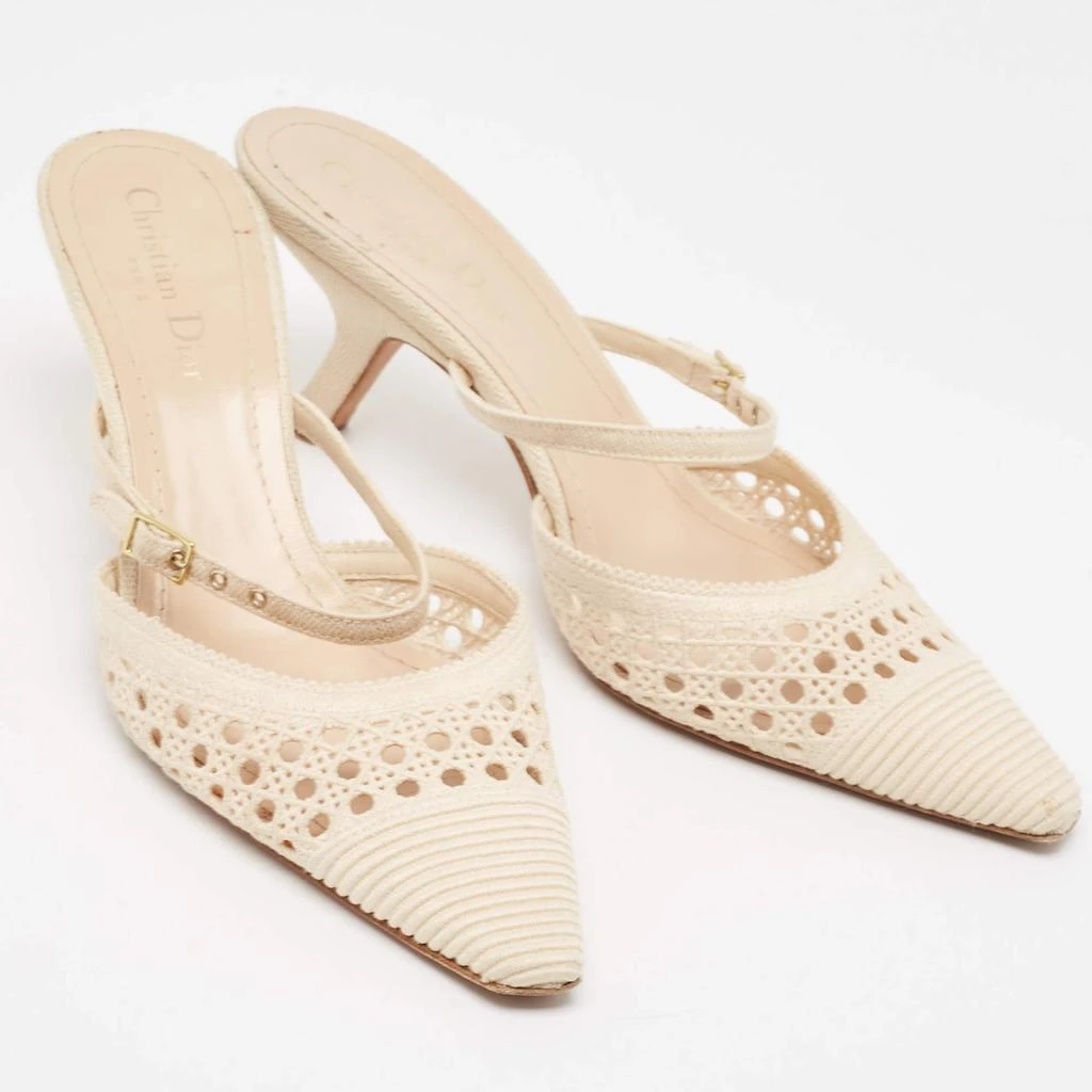 商品[二手商品] Dior|Dior Cream Embroidered Mesh Dior Capture Mules Size 39,价格¥2985,第4张图片详细描述