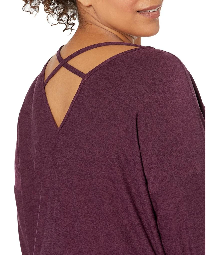 商品Beyond yoga|Featherweight Spacedye Weekend Traveler Plus Size Pullover,价格¥274,第3张图片详细描述