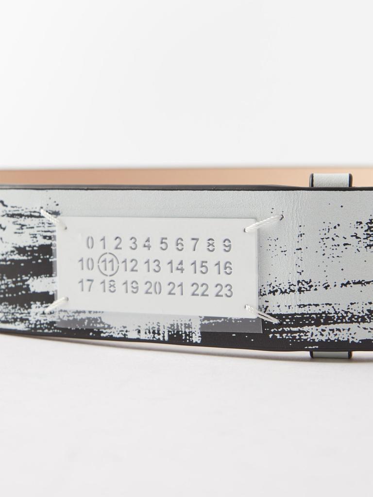 商品MAISON MARGIELA|Logo-plaque distressed leather belt,价格¥4473,第5张图片详细描述