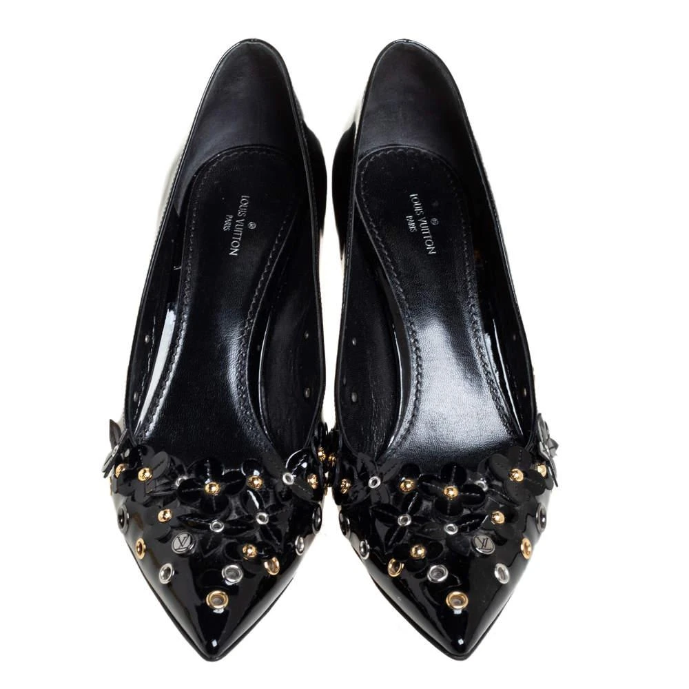 商品[二手商品] Louis Vuitton|Louis Vuitton Black Patent Leather Applique Embellished Pointed Toe Pumps Size 39.5,价格¥2457,第3张图片详细描述