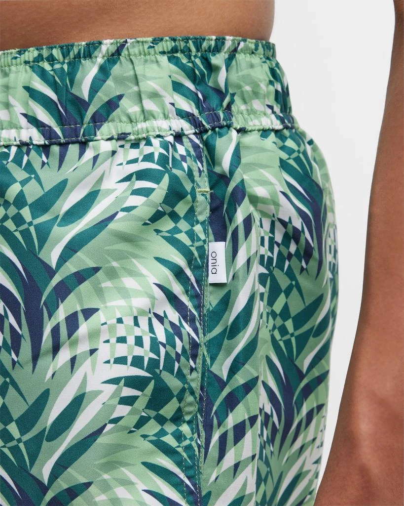 商品Onia|Men's Charles Leaf-Print Swim Trunks, 7" Inseam,价格¥552,第5张图片详细描述