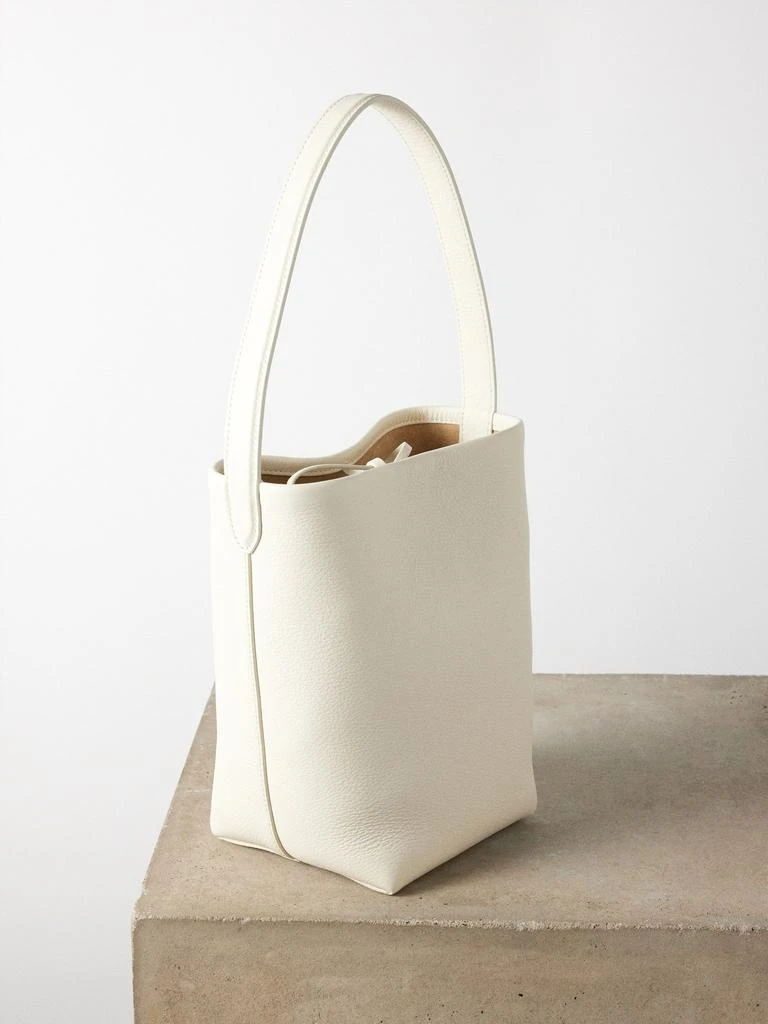 商品The Row|Small N/S Park grained-leather shoulder bag,价格¥14160,第3张图片详细描述