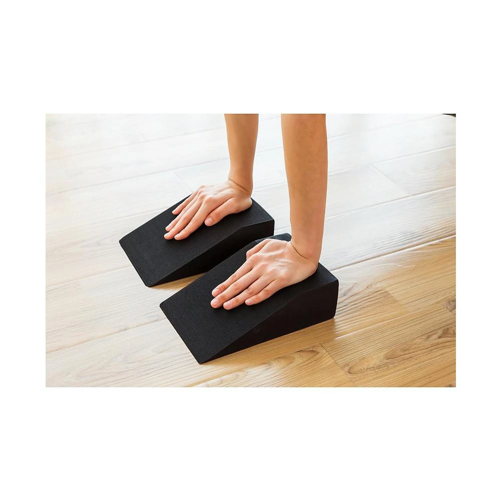 商品StrongTek|Yoga Foam Wedge Blocks, Soft Wrist Wedge, One Pair,价格¥157,第3张图片详细描述