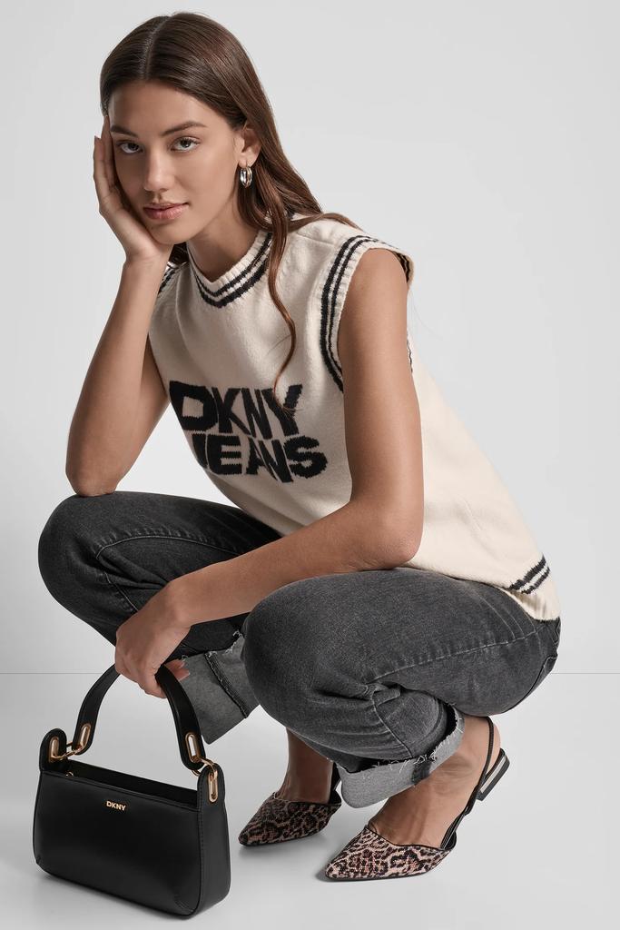 DKNY LOGO-JACQUARD SWEATER VEST - Gilets - BeyondStyle