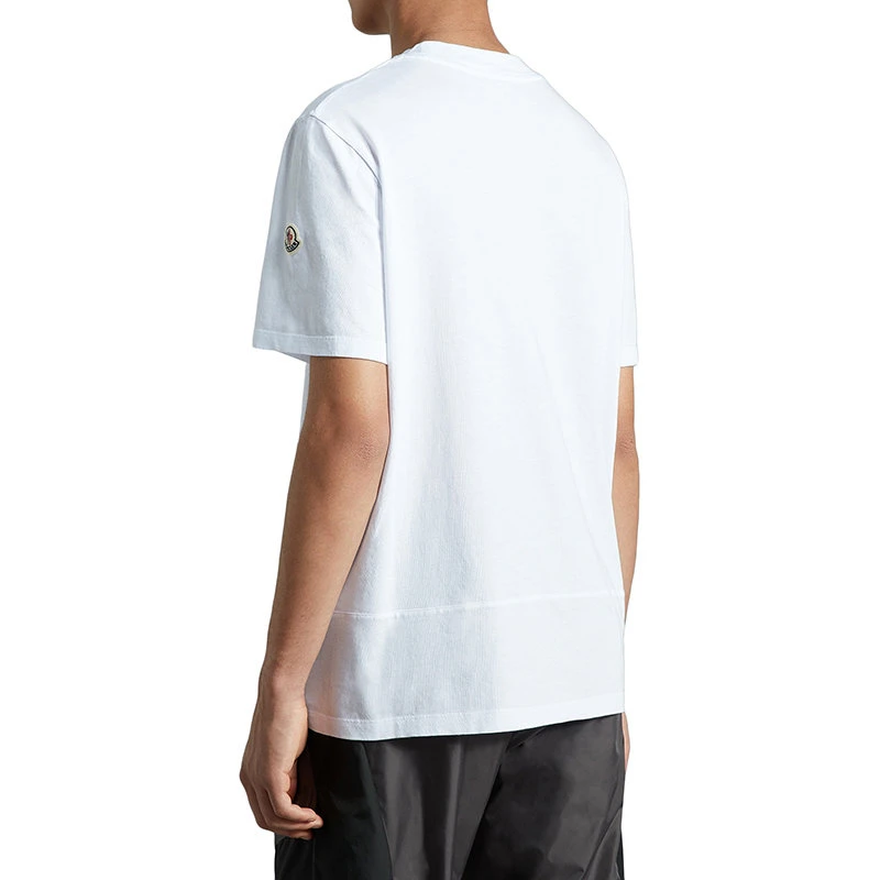 商品Moncler|【预售3-7天】Moncler/蒙�克莱 22年秋冬新款 男士光学白色纯棉同色系徽标水印印纹短袖T恤H10918C00038829H8001,价格¥2205,第5张图片详细描述