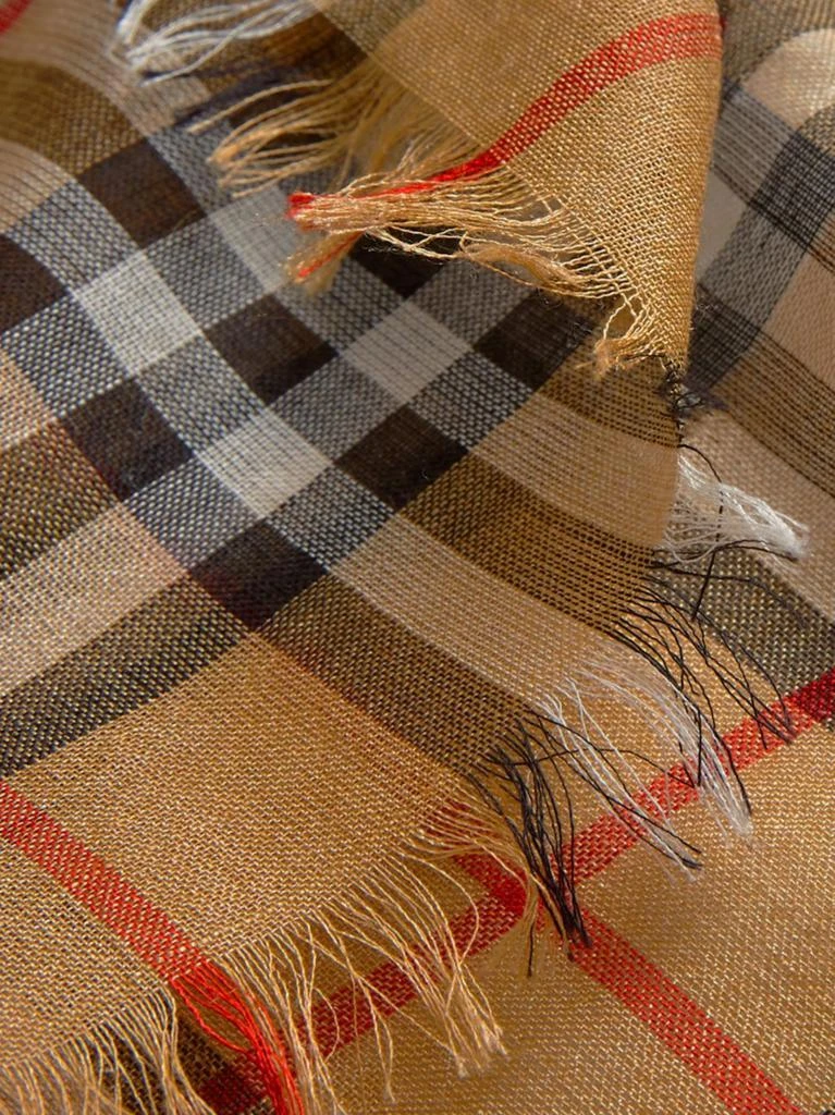 商品Burberry|Vintage Check Wool & Silk Scarf 围巾,价格¥1743,第3张图片详细描述
