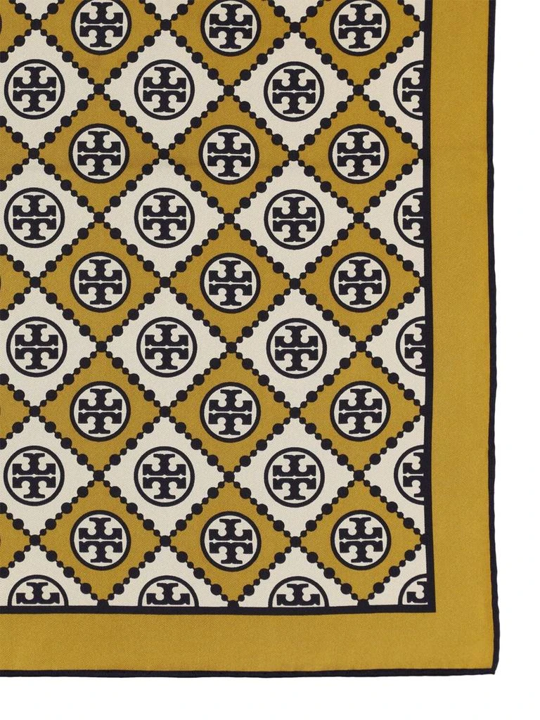 商品Tory Burch|Monogram Printed Silk Scarf,价格¥1722,第2张图片详细描述