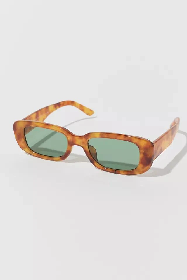 商品Urban Outfitters|Sabrina Rectangle Sunglasses,价格¥77,第2张图片详细描述