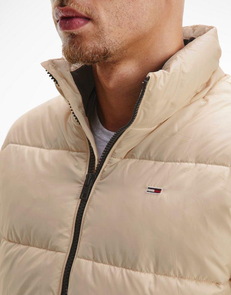 商品Tommy Jeans|Tommy Jeans essential hooded puffer jacket in stone,价格¥1176,第5张图片详细描述