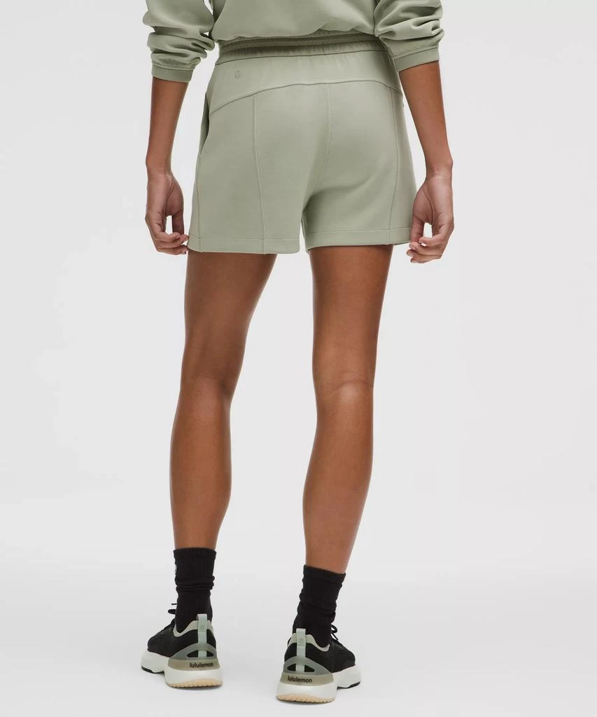 Softstreme High-Rise Short 4" 商品
