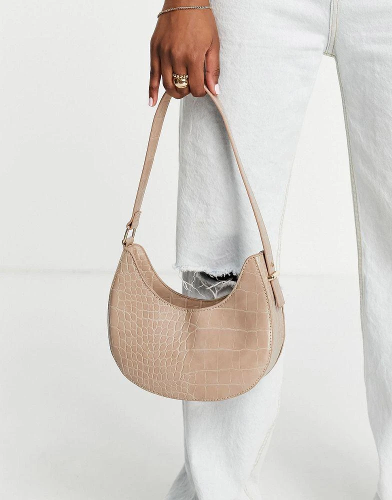 商品ASOS|ASOS DESIGN curved shoulder bag with long strap in cream croc,价格¥130,第3张图片详细描述