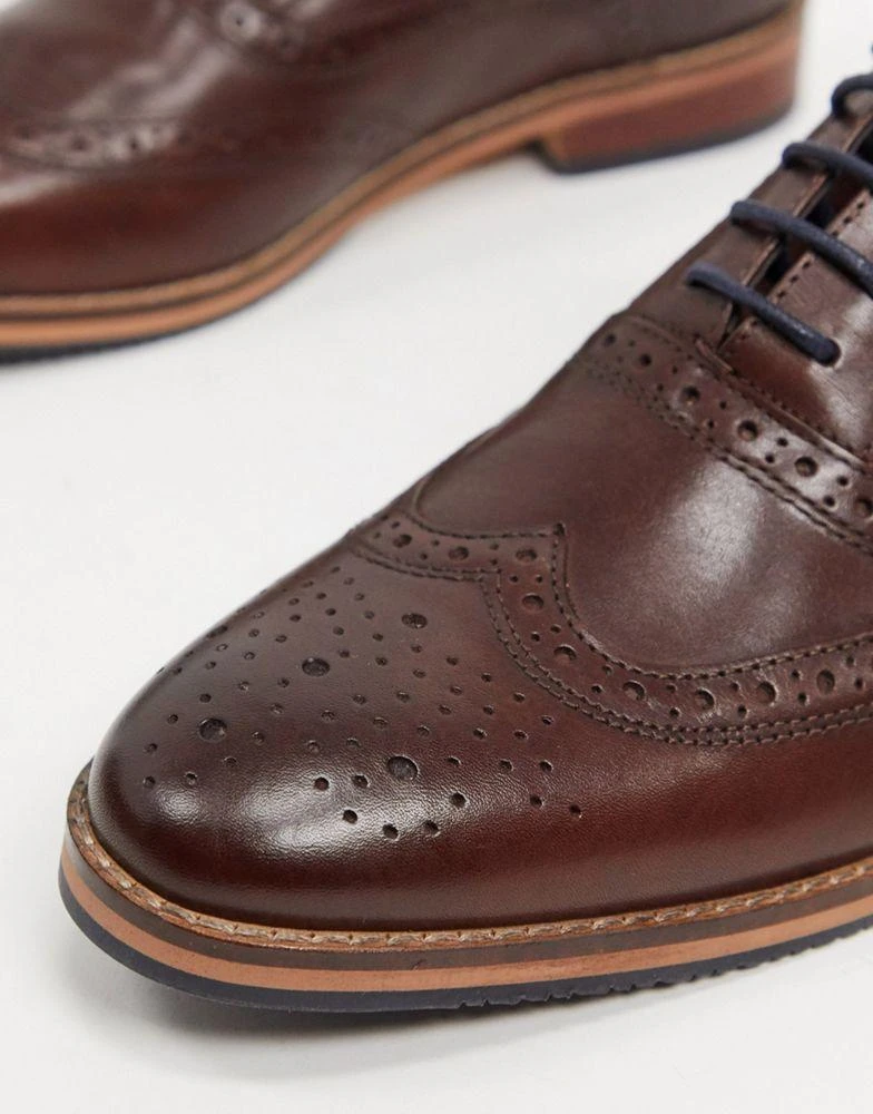 商品ASOS|ASOS DESIGN brogue shoes in brown leather with natural sole and colour details,价格¥288,第4张图片详细描述