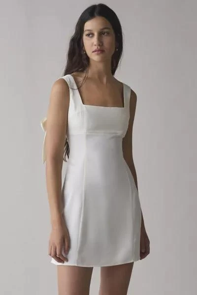 商品Urban Outfitters|UO Bri Double Bow Satin Mini Dress,价格¥298,第3张图片详细描述