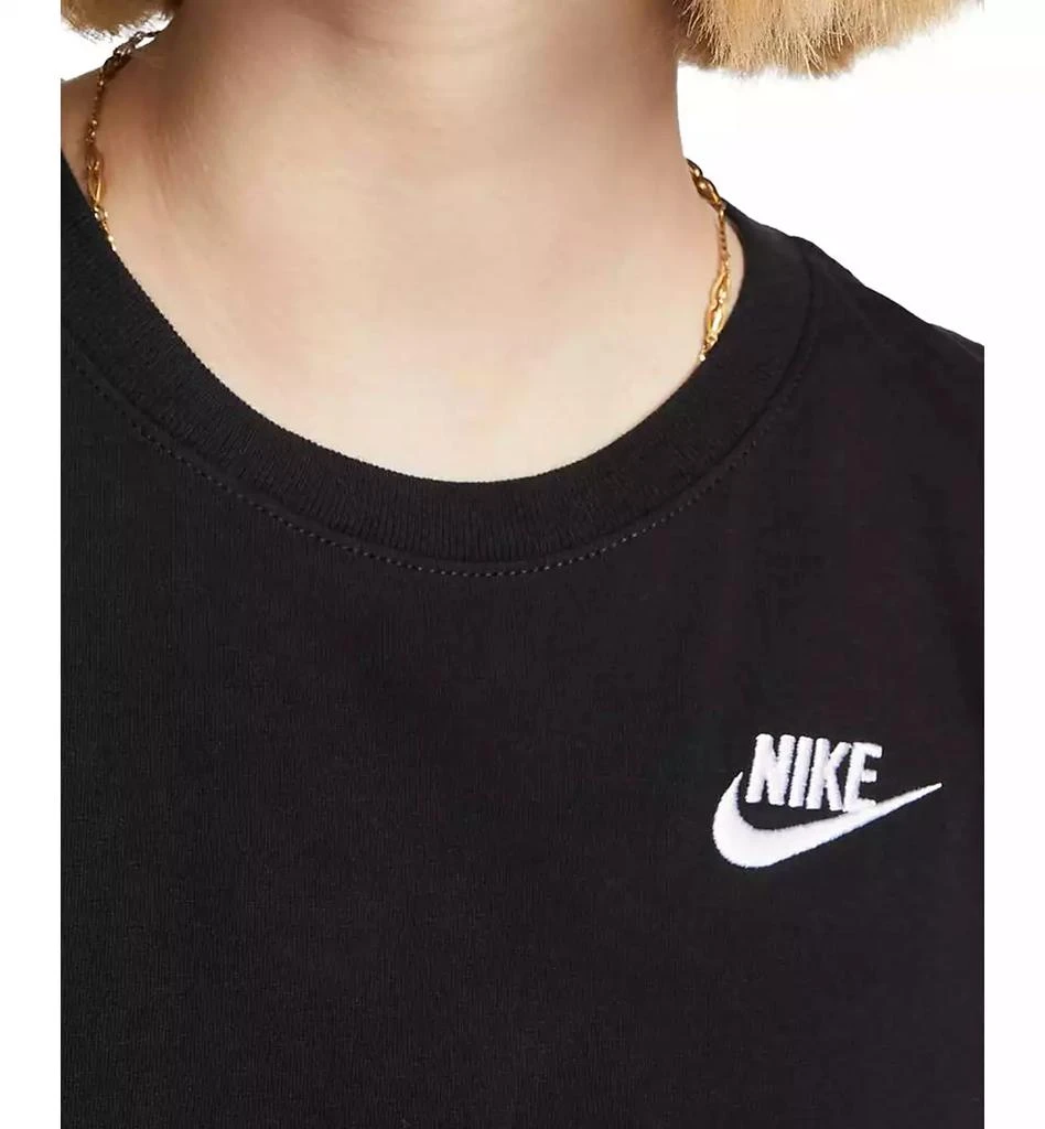 商品NIKE|Women's   Sportswear Club Essentials   T-Shirt,价格¥186,第4张图片详细描述