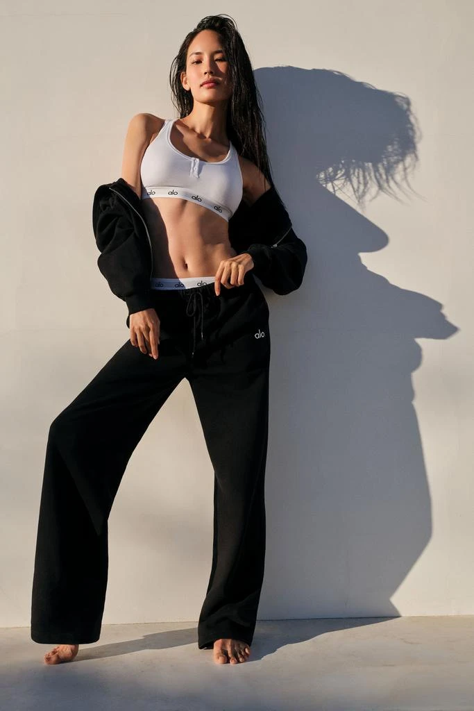 商品Alo|Accolade Straight Leg Sweatpant - Black,价格¥745,第1张图片详细描述