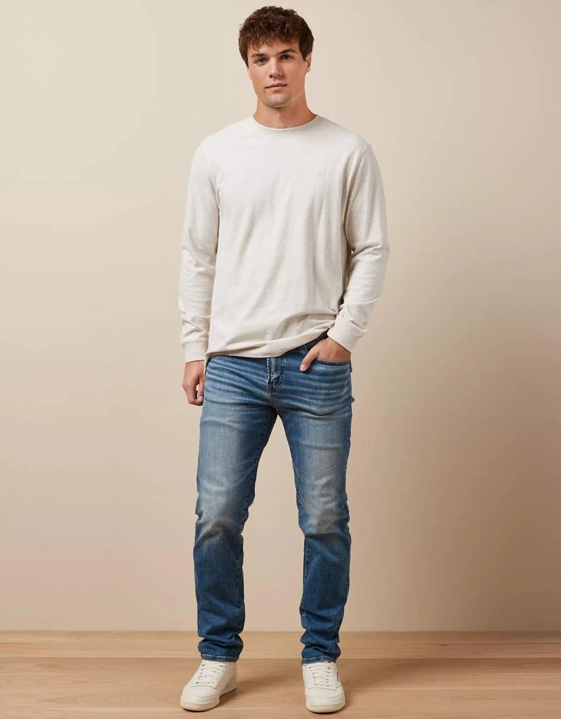 商品AE|AE AirFlex+ Athletic Straight Jean,价格¥153,第2张图片详细描述