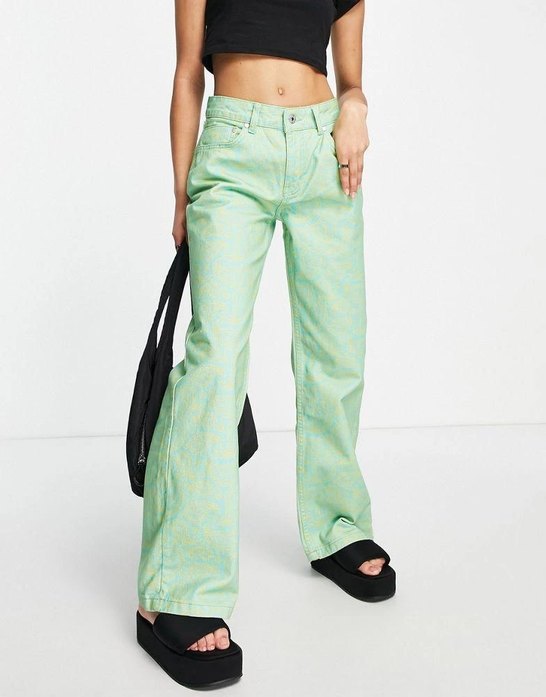 商品The Ragged Priest|The Ragged Priest wide leg dad jeans in green paisley print,价格¥128,第1张图片