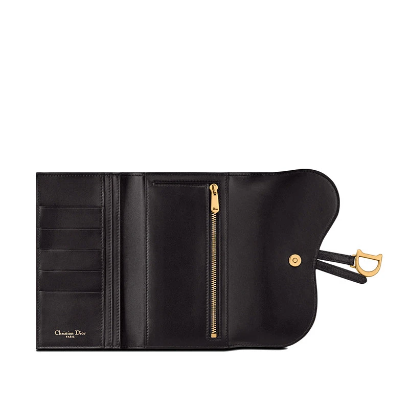 商品Dior|【预售3-7天】DIOR/迪奥 SADDLE系列 女士黑色山羊皮薄款三折鞍形翻盖长款钱包S5680CCEH_M900,价格¥6008,第5张图片详细描述