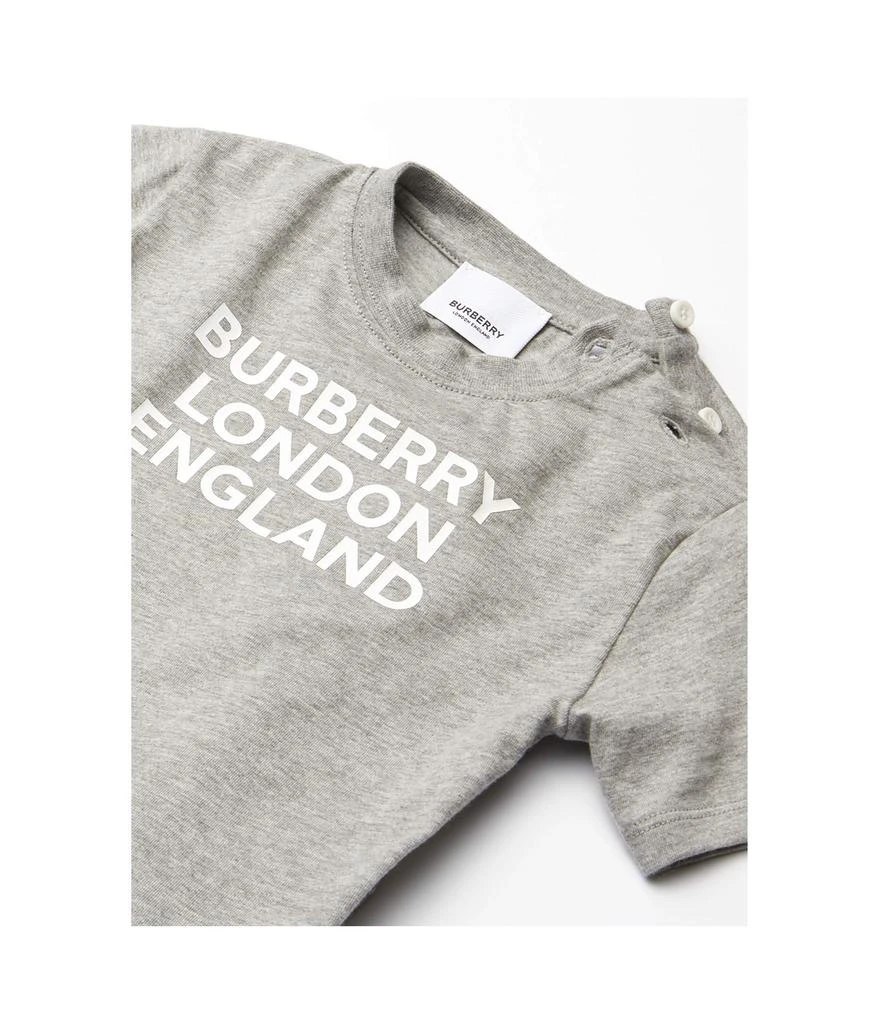 商品Burberry|BLE Tee (Infant/Toddler),价格¥633,第3张图片详细描述