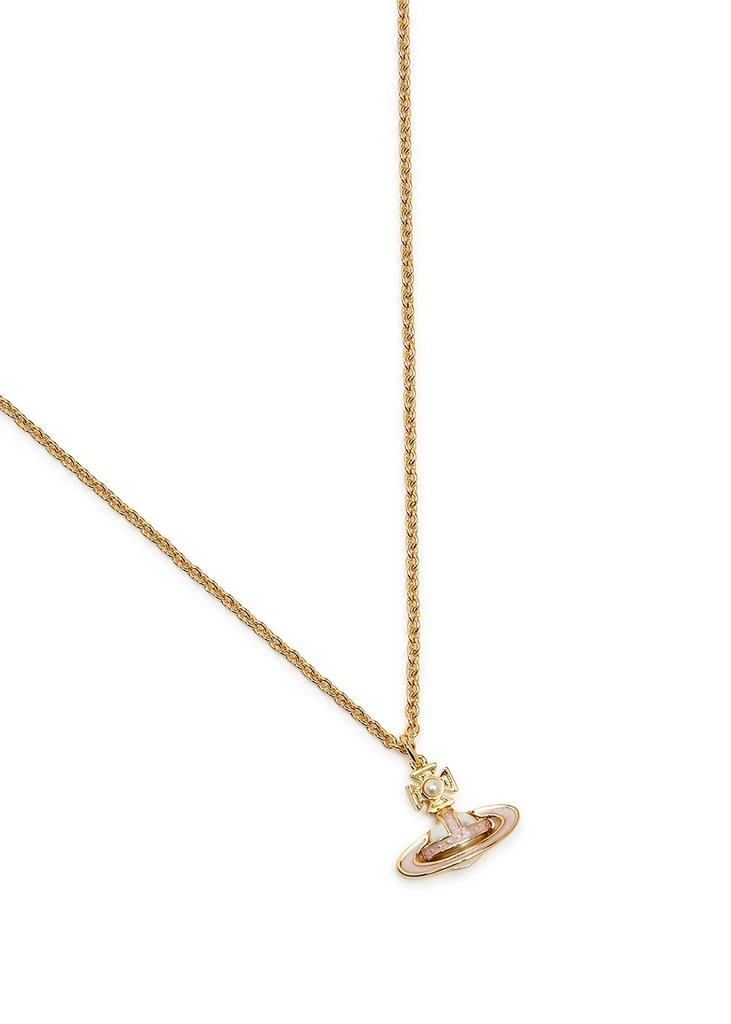 商品Vivienne Westwood|Vivienne Westwood Simonetta Bas Relief Pendant - Gold-Tone,价格¥1081,第1张图片