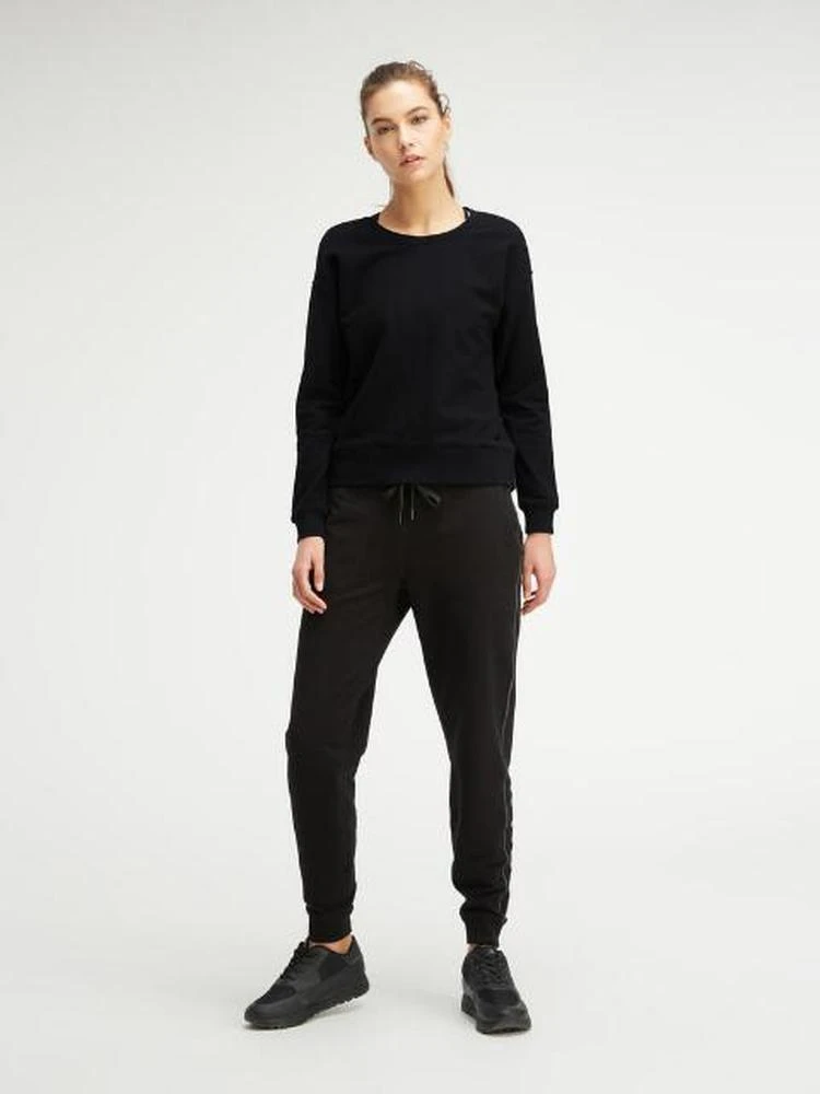 商品DKNY|Reflective Bar Logo Sweatshirt,价格¥151,第2张图片详细描述
