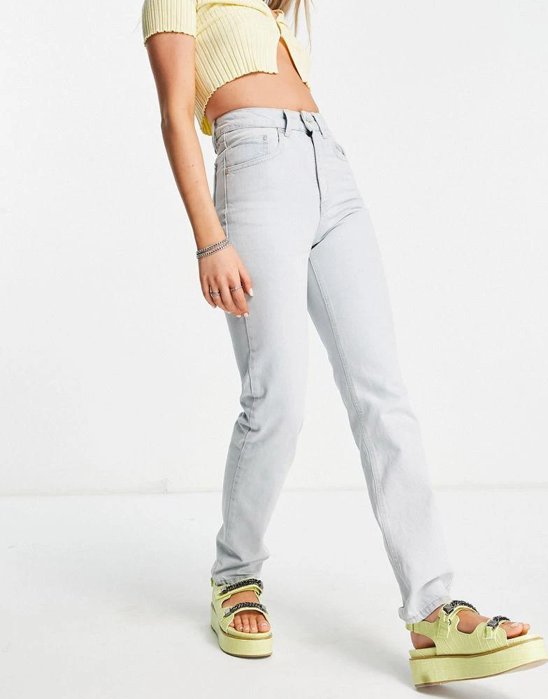 商品The Ragged Priest|The Ragged Priest high waisted straight leg jeans with bum rip in stone wash,价格¥203,第2张图片详细描述