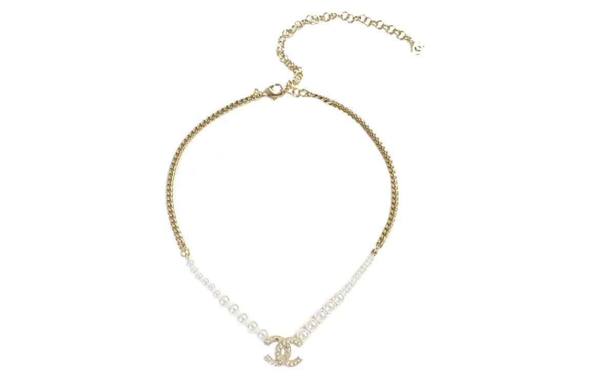 商品[国内直发] Chanel|香奈儿 双C 金属人造珍珠 项链 女款 金色/珍珠白,价格¥10339,第3张图片详细描述