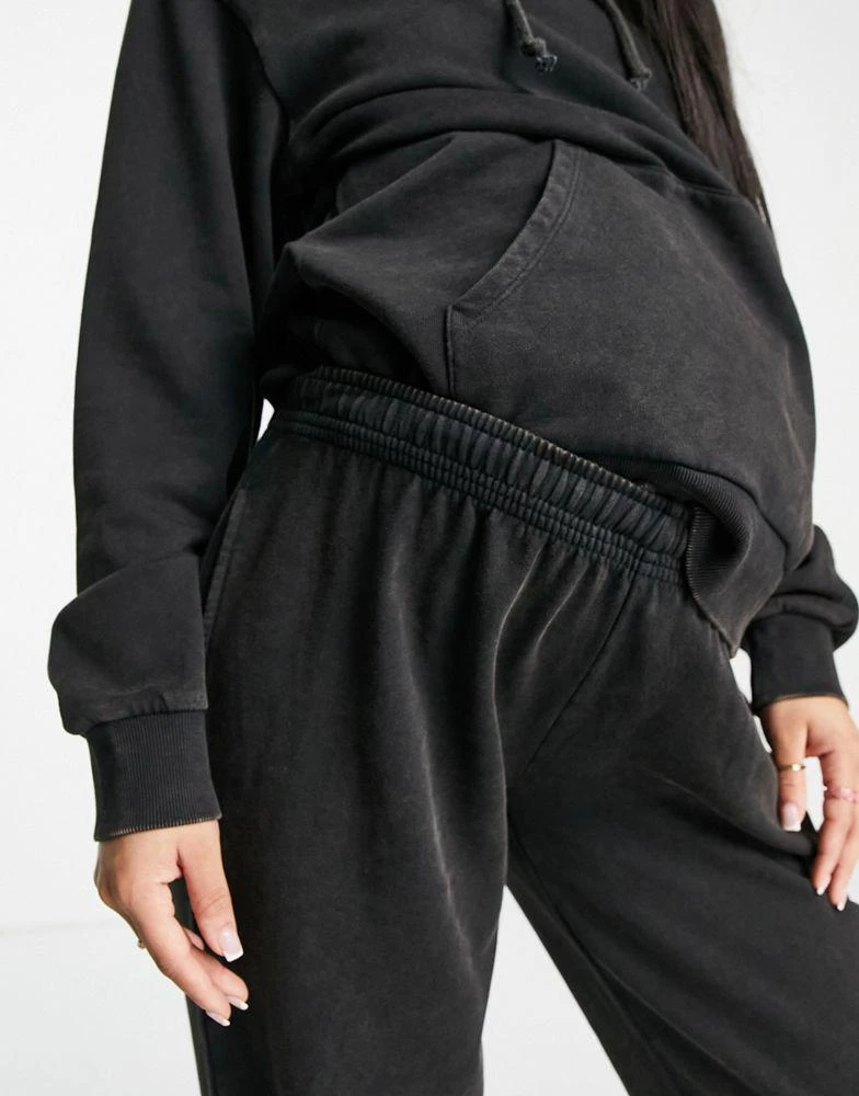 商品ASOS|ASOS DESIGN Maternity tracksuit hoodie / under the bump jogger in washed charcoal,价格¥295,第2张图片详细描述