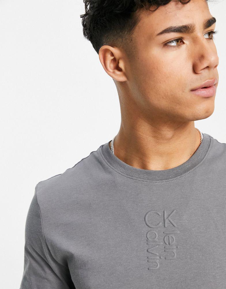 Calvin Klein hybrid logo t-shirt in charcoal grey商品第4张图片规格展示