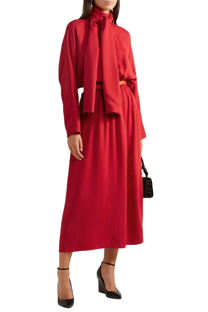 商品Valentino|Tie-neck crepe midi dress,价格¥11856,第4张图片详细描述