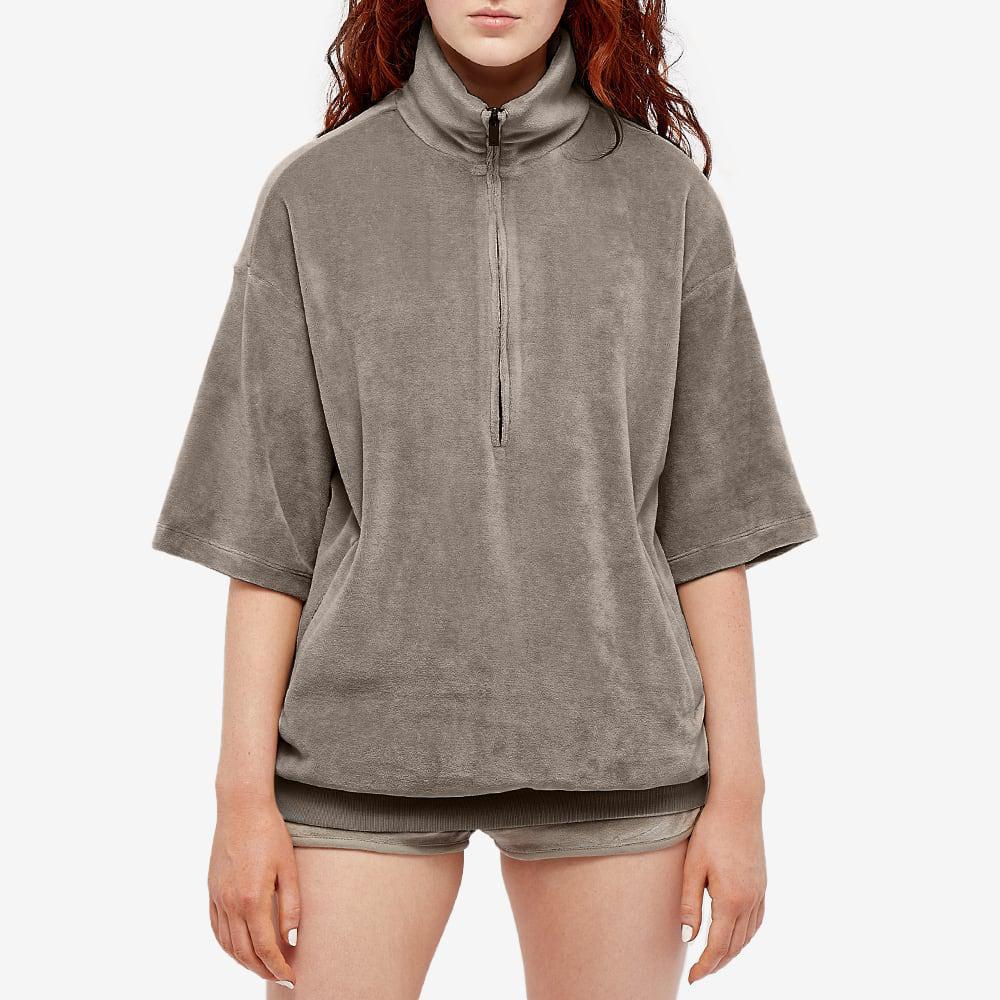 商品Essentials|Fear of God ESSENTIALS Women's Velour Zip Mock Neck - Desert Taupe,价格¥736,第4张图片详细描述