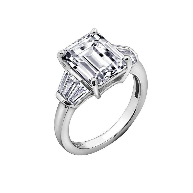 商品Diamonbliss|Glamour "Lisa" Emerald Cut Cocktail Ring,价格¥340,第1张图片