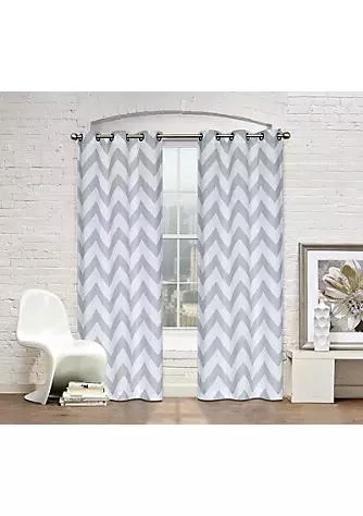 商品Kate Aurora|Aurora Kate Aurora Living  Silver White Metallic Chevron Grommet Curtains   56 In. W X 84 In. L,价格¥195,第1张图片