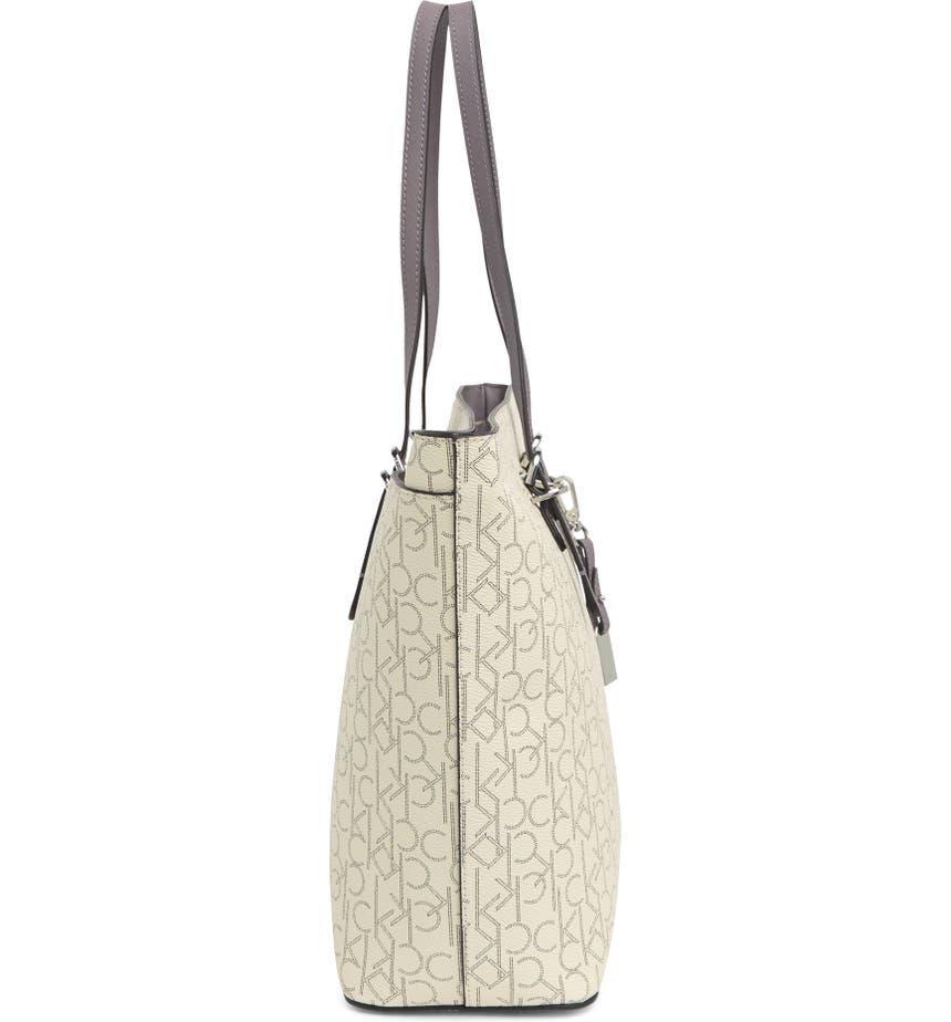 商品Calvin Klein|Serafina Tote Bag,价格¥420,第5张图片详细描述