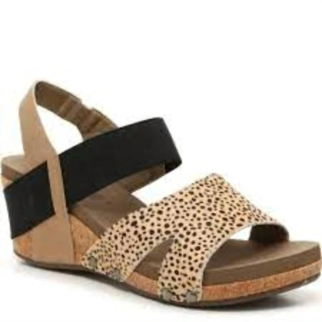 商品Corkys Footwear|Women's Newton Wedge Sandal In Brown Speckled,价格¥395,第1张图片