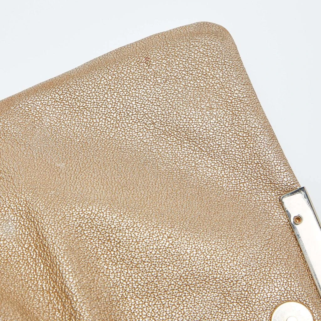 商品[二手商品] CH Carolina Herrera|Ch Carolina Herrera Metallic Gold Quilted Leather Chain Crossbody Bag,价格¥2606,第5张图片详细描述
