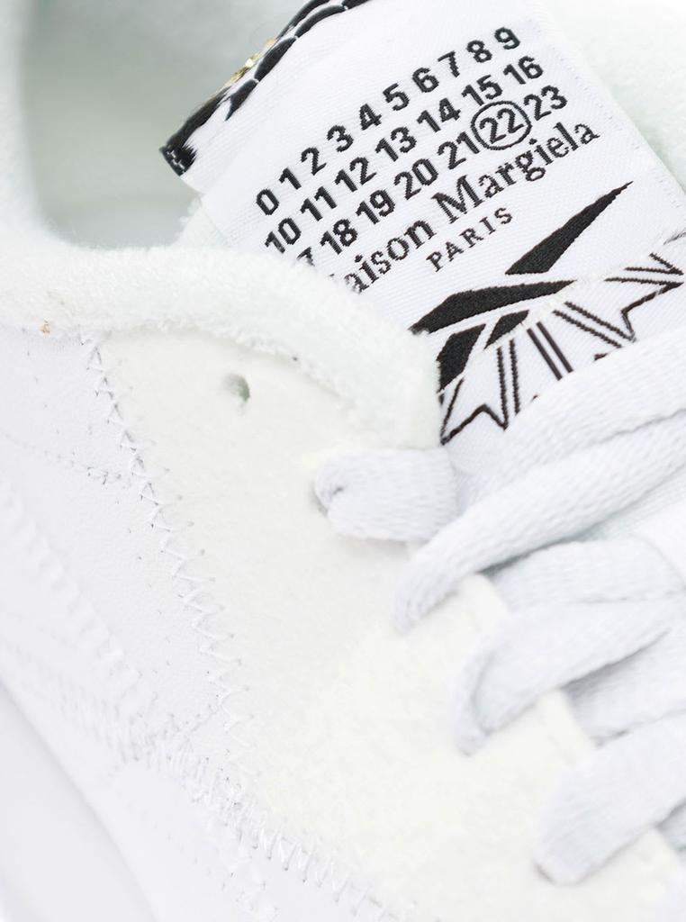 商品Reebok|Maison Margiela X Reebok Cl Memory Of Woman Sneakers,价格¥1901,第5张图片详细描述