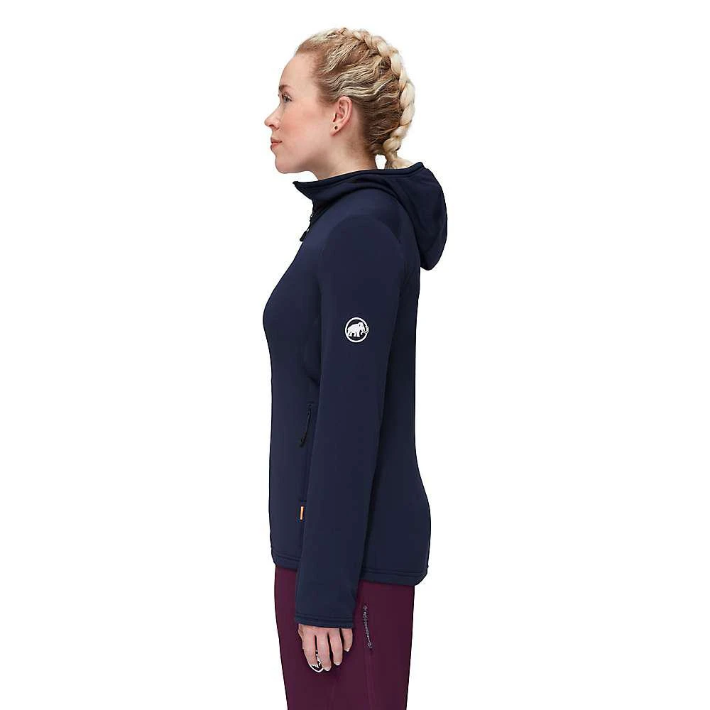 商品Mammut|Women's Aconcagua Light ML Hooded Jacket,价格¥652,第3张图片详细描述