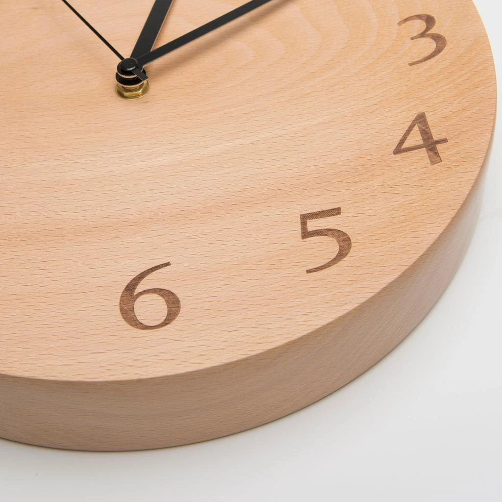 商品The Decent Living|Beech Wood Wall Clock - Digit,价格¥714,第3张图片详细描述