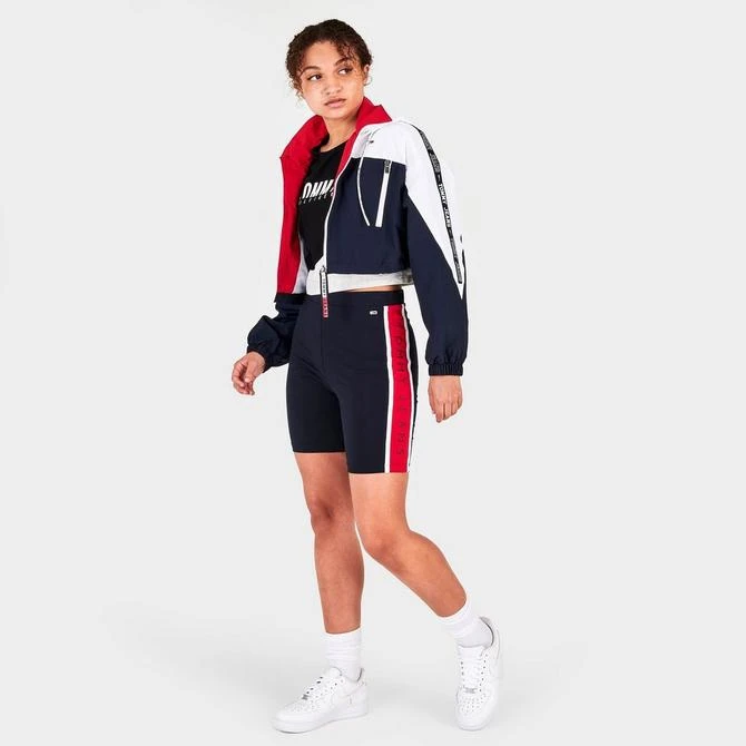 商品Tommy Hilfiger|Women's Tommy Jeans Cropped Windbreaker Jacket,价格¥373,第2张图片详细描述