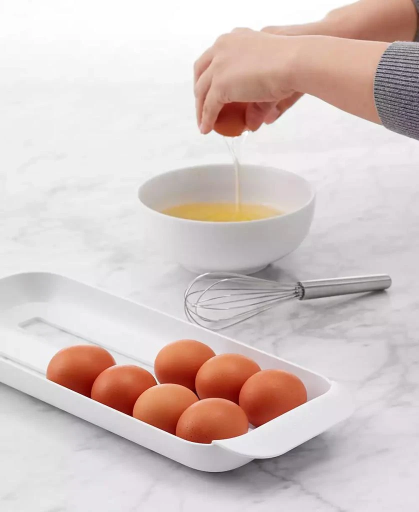 商品YouCopia|3.30" FridgeView Rolling Egg Holder,价格¥187,第3张图片详细描述