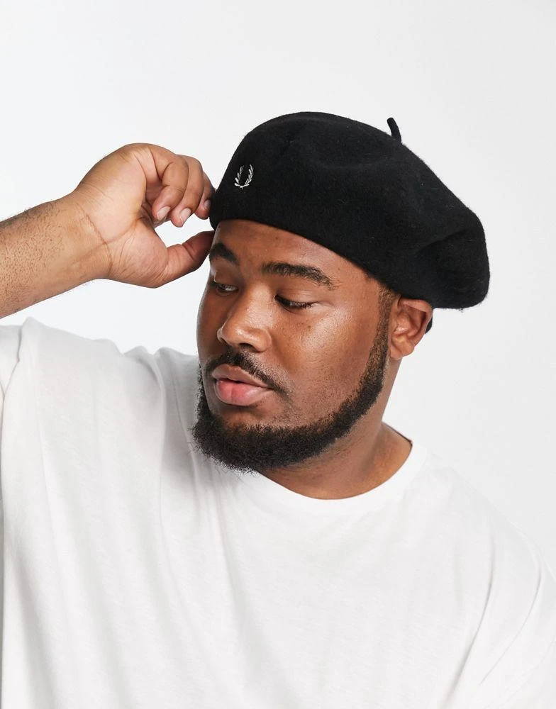 商品Fred Perry|Fred Perry beret in black,价格¥417,第3张图片详细描述