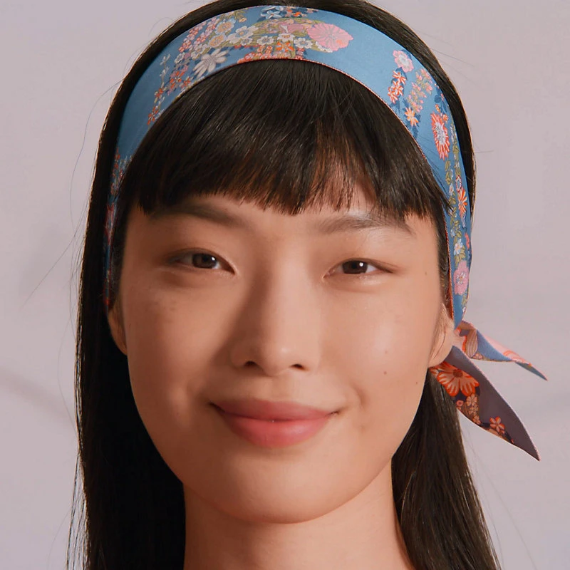 Hermes爱马仕 Twilly女士蓝色/粉色真丝丝巾H064220S14 商品
