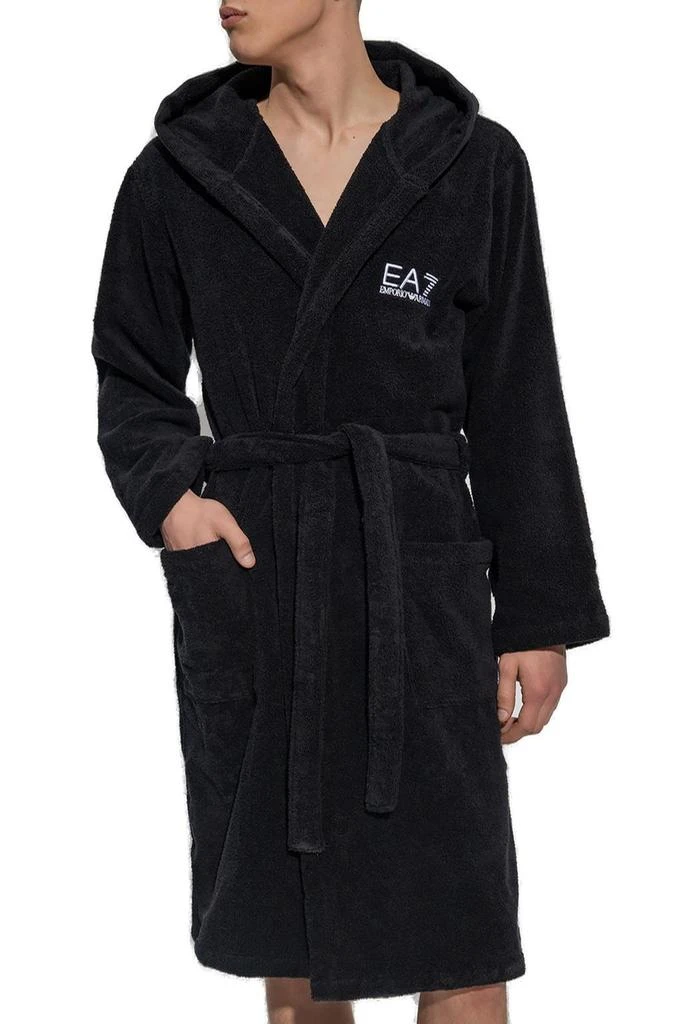 商品Emporio Armani|Ea7 Emporio Armani Logo Embroidered Bathrobe,价格¥618,第2张图片详细描述