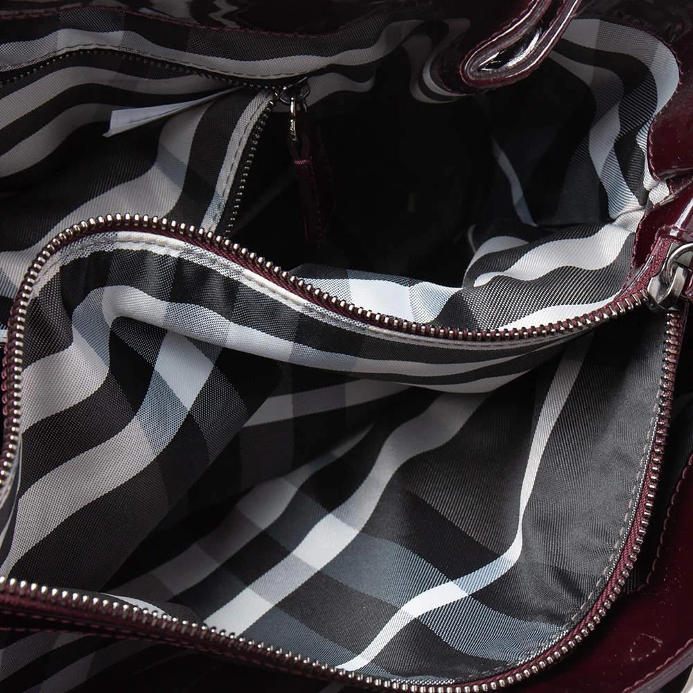 Burberry Dark Burgundy Patent Leather Healy Tote 商品