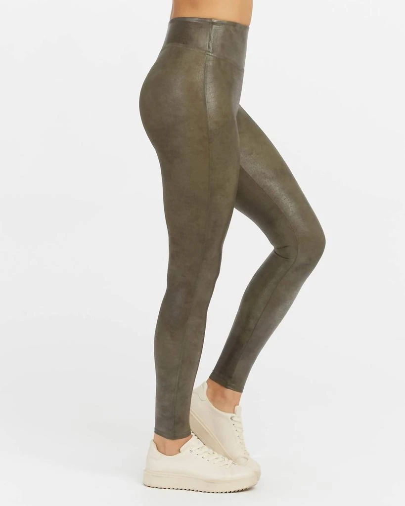 商品SPANX|Faux Leather Croc Shine Leggings in Olive,价格¥587,第1张图片