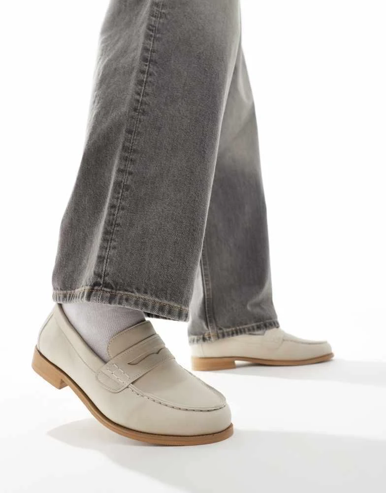 商品SEQWL|SEQWL Hero loafers in stone,价格¥237,第3张图片详细描述